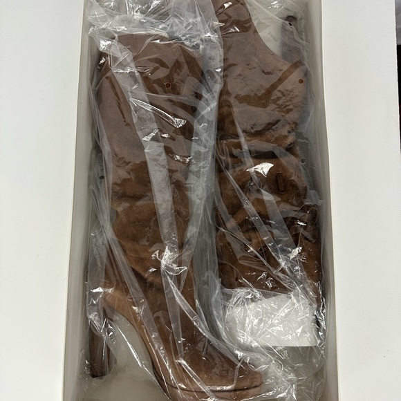 New Moschino Boho Brown Suede Leather Heeled Boots Size 7.5 - Picture 9 of 10